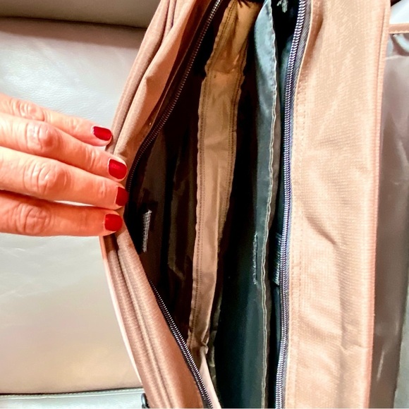 Tracker Brown and Pink Messenger School Work Bag Never Used - Picture 3 of 16